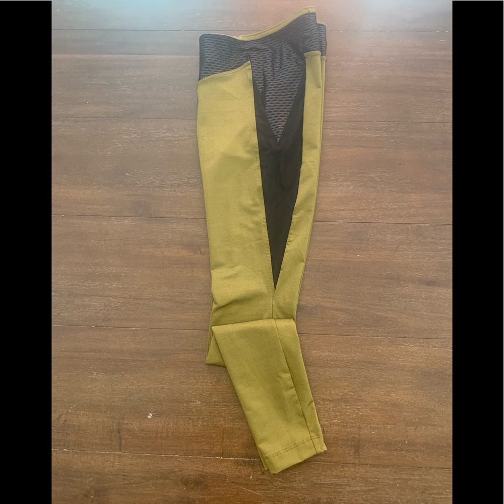 KORAL Leggings